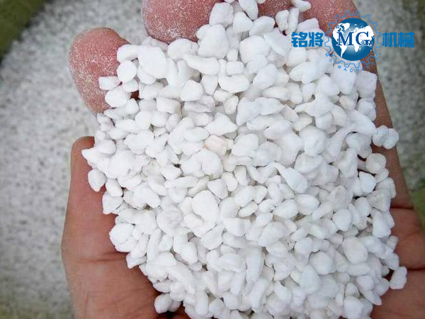 ?；⒅楹驼渲閹r的主要區(qū)別