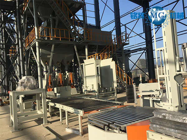 生產(chǎn)膩?zhàn)臃坌枰裁礄C(jī)器，哪些原料？