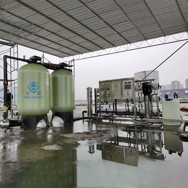 軟化水設(shè)備實拍圖